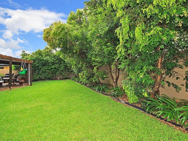 93 Monaco Street, Broadbeach Waters QLD 4218