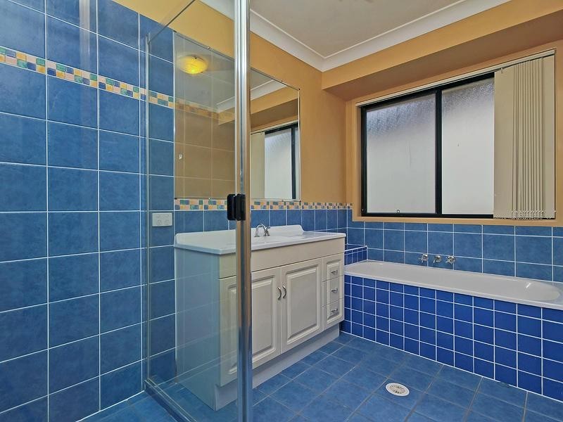 43 Zane Street, Molendinar QLD 4214