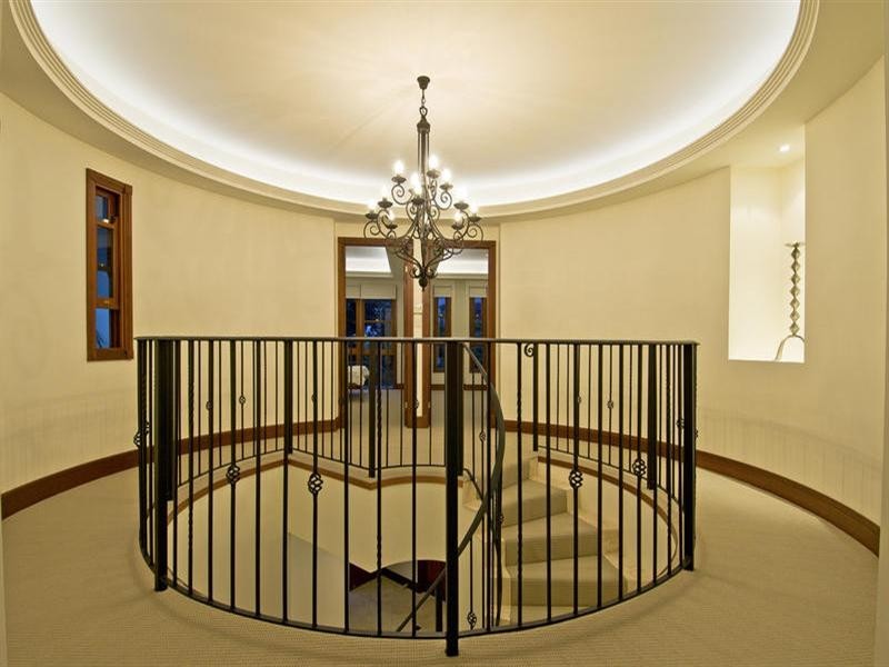 2/6 Sunset Boulevard, Surfers Paradise QLD 4217