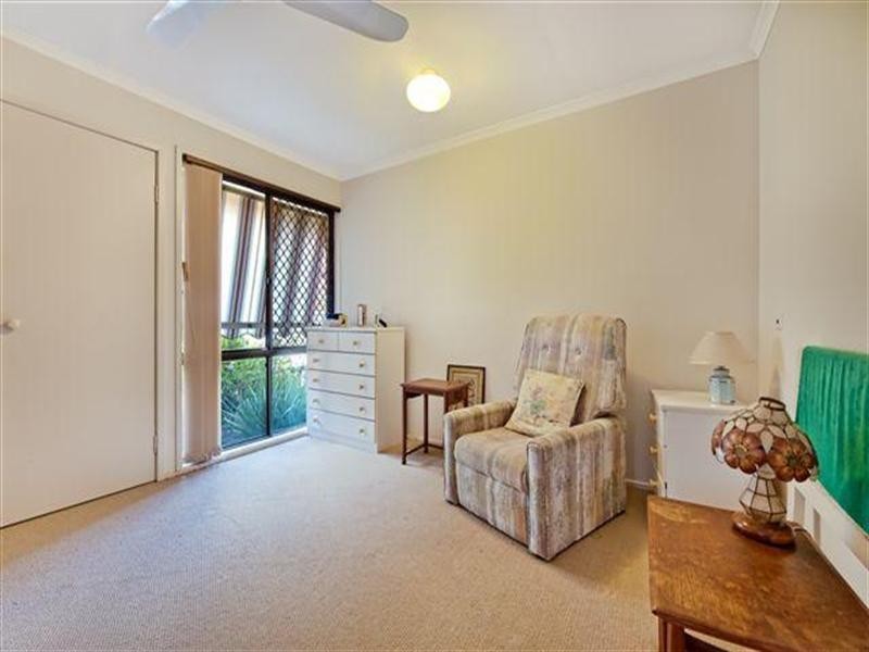 12 Paradise Palms Villas.  37 St Kevins Avenue, Benowa QLD 4217