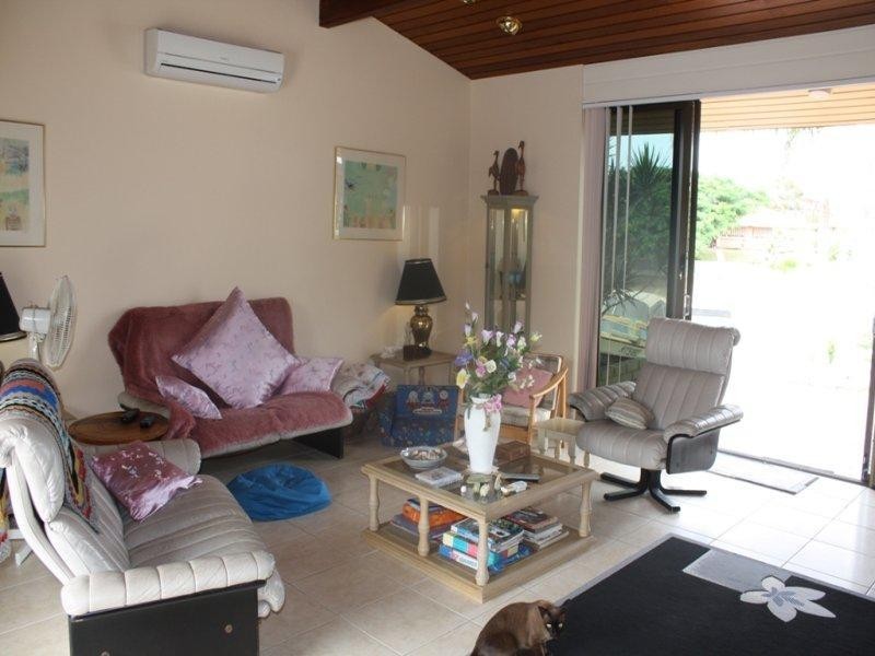 13 Beverley Crescent, Broadbeach Waters QLD 4218