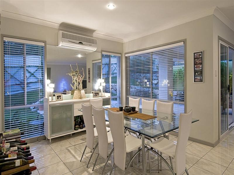 37 Shannonbrook Grove, Oxenford QLD 4210