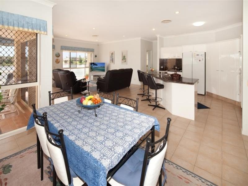 6 Massachusetts Court, Varsity Lakes QLD 4227