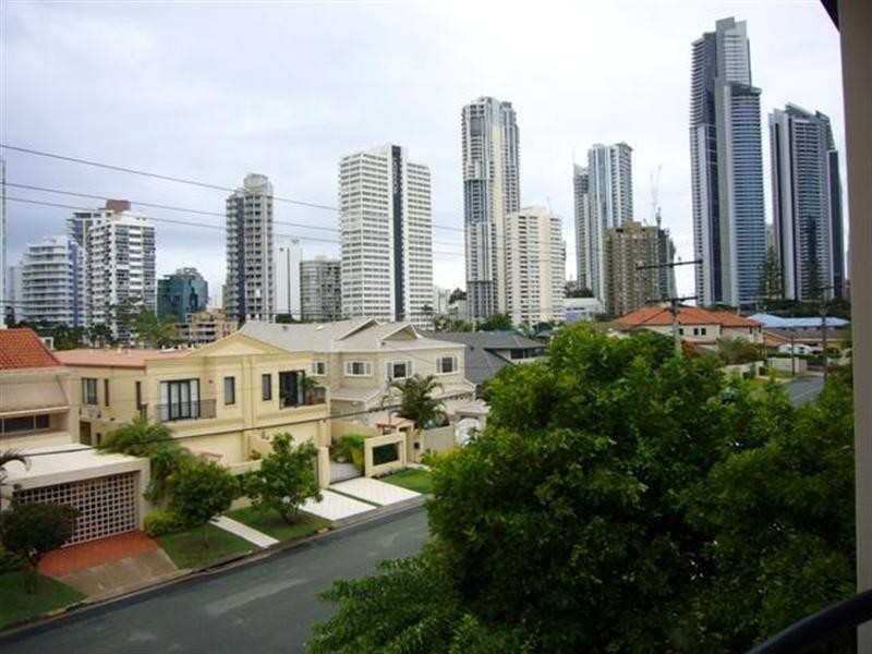 29 Chevron Palms Apartments.  48 Stanhill Drive, Surfers Paradise QLD 4217