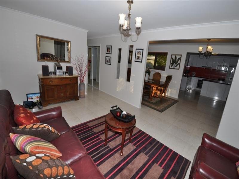 3 Nimrud Street, Southport QLD 4215