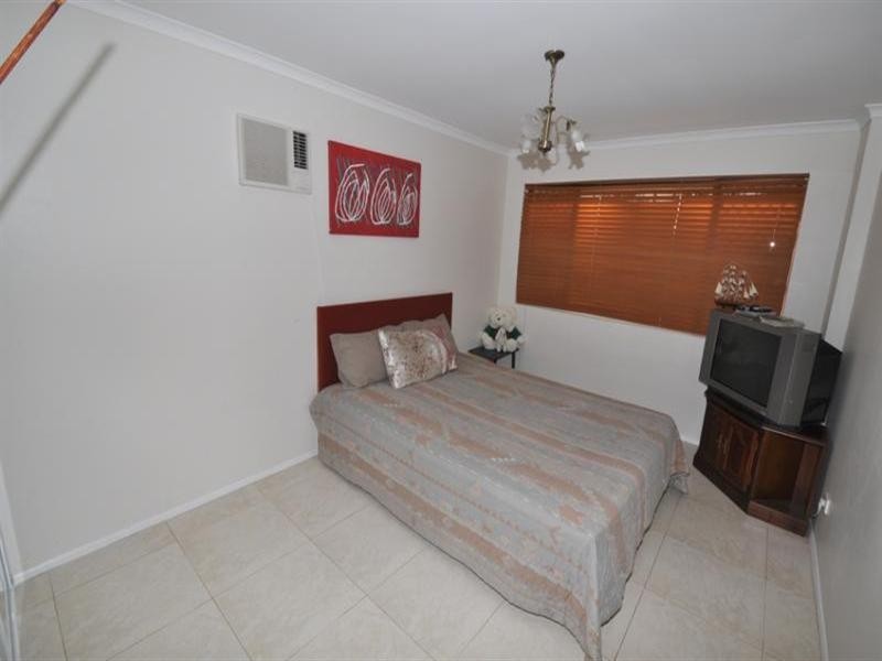 3 Nimrud Street, Southport QLD 4215