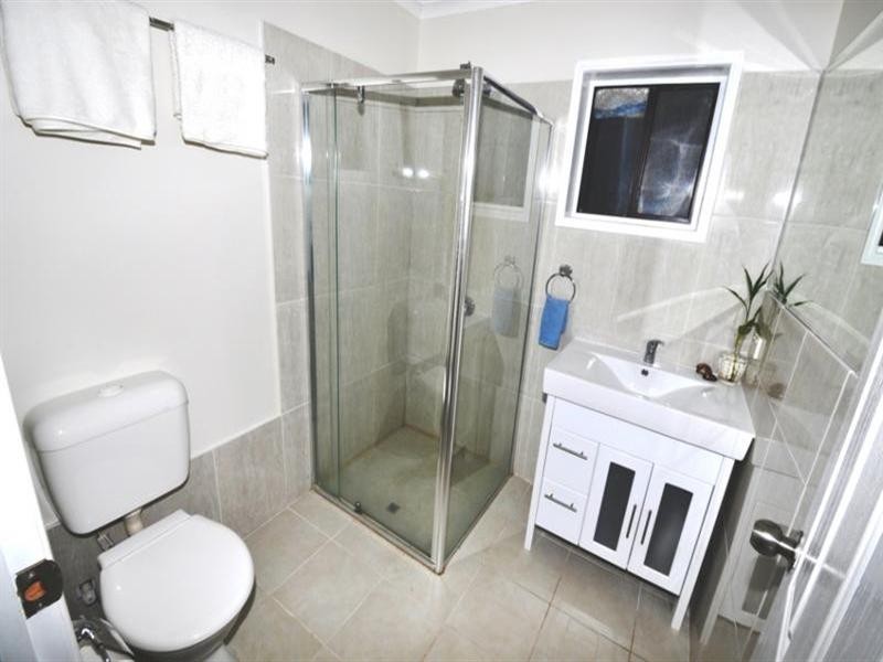 3 Nimrud Street, Southport QLD 4215