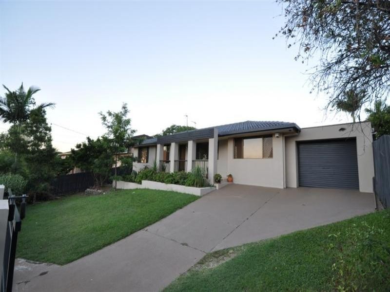 3 Nimrud Street, Southport QLD 4215