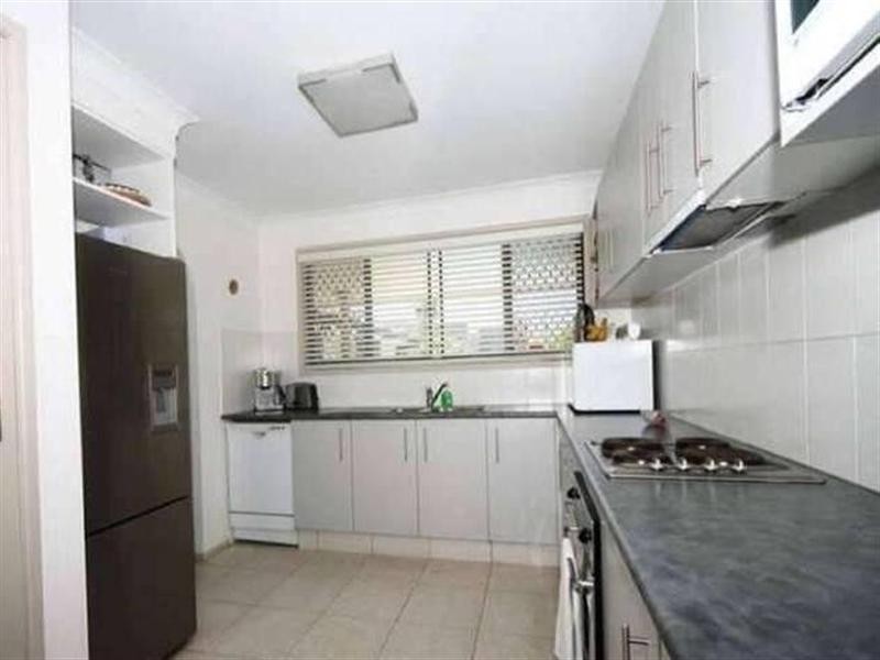 102 Ashmore Road, Bundall QLD 4217