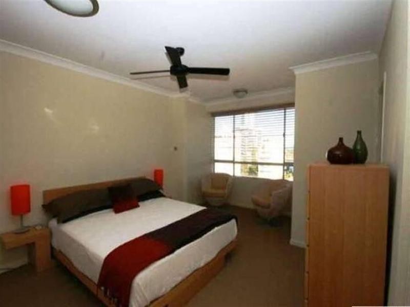 102 Ashmore Road, Bundall QLD 4217