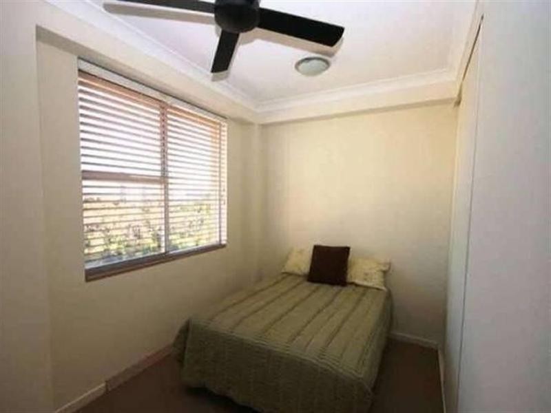 102 Ashmore Road, Bundall QLD 4217