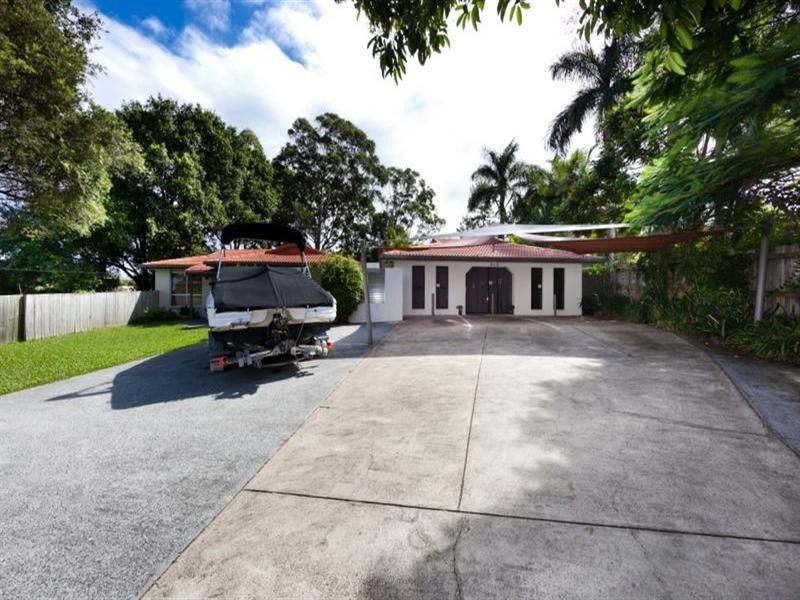 2 Oak Street, Nerang QLD 4211