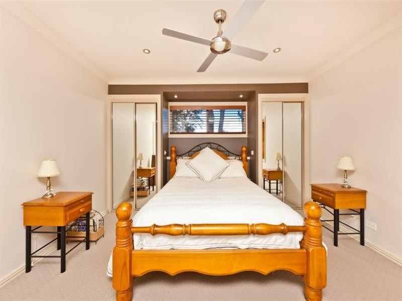 2 Oak Street, Nerang QLD 4211