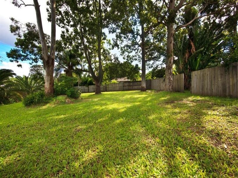 2 Oak Street, Nerang QLD 4211