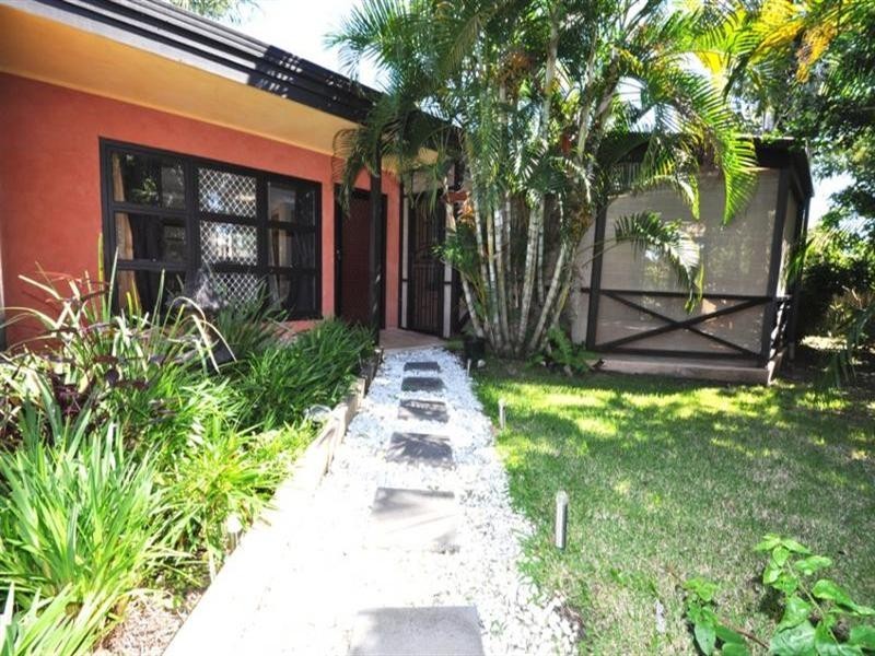 24 Allden Avenue, Labrador QLD 4215