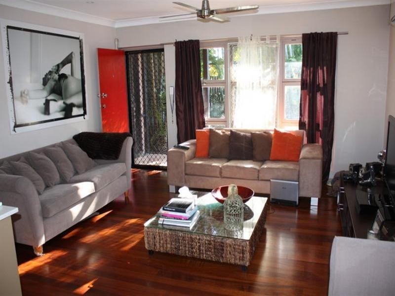 24 Allden Avenue, Labrador QLD 4215