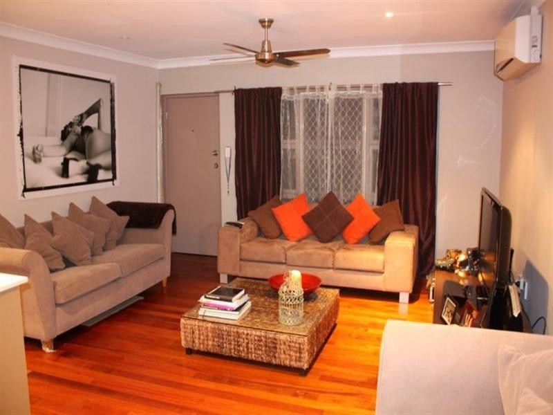 24 Allden Avenue, Labrador QLD 4215