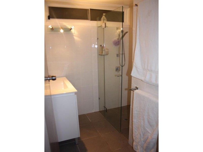 24 Allden Avenue, Labrador QLD 4215