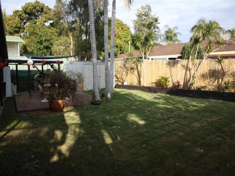 24 Allden Avenue, Labrador QLD 4215