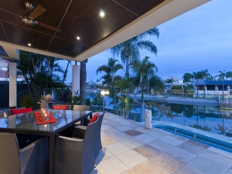 28 Tosti Street, Sorrento QLD 4217