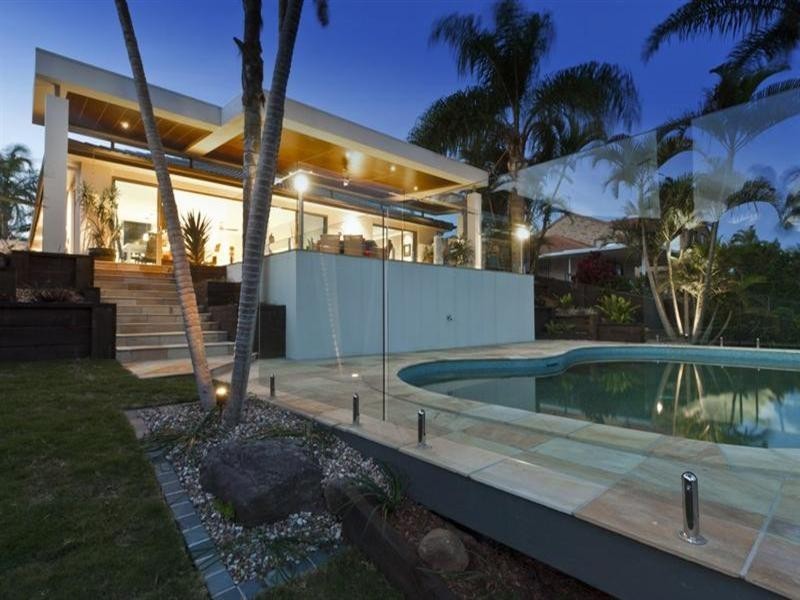 28 Tosti Street, Sorrento QLD 4217