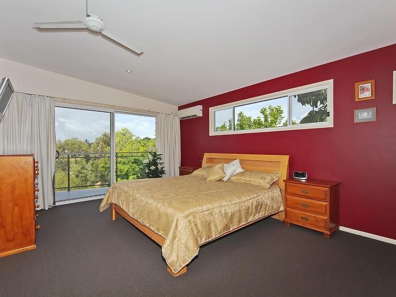 20 Tara Terrace, Carrara QLD 4211