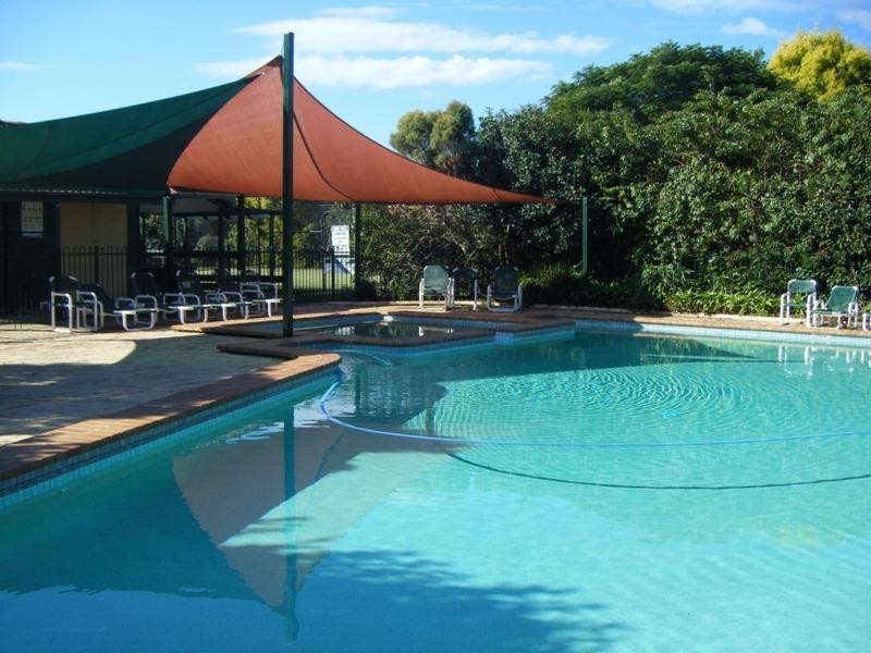 34 Tristan Place.  23 Tristan Court, Benowa QLD 4217