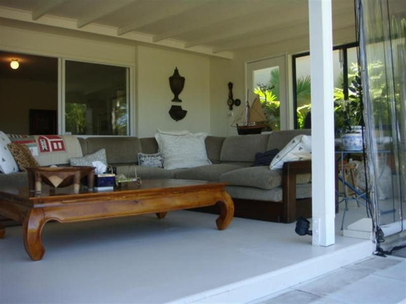 100 Salerno Street, Isle Of Capri QLD 4217