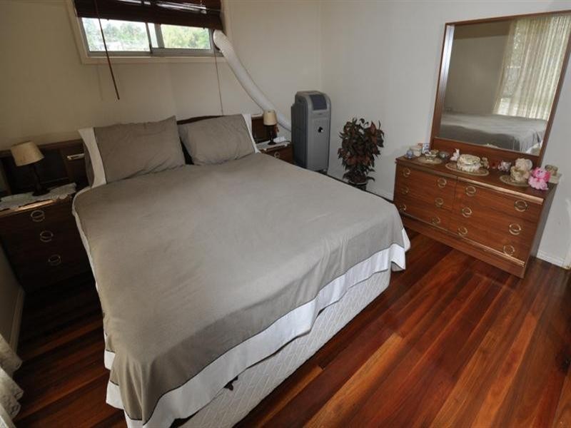 56 Kindra Avenue, Southport QLD 4215