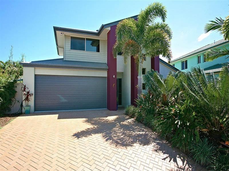 10 Whitewood Place, Molendinar QLD 4214