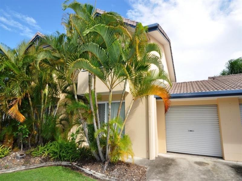 30 Surfers Palms Plaza.  50 St Kevins Avenue, Benowa QLD 4217