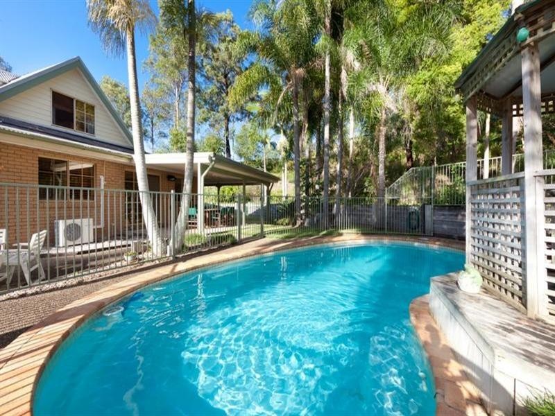 9 Paperbark Court, Parkwood QLD 4214