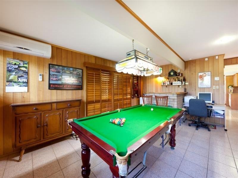 9 Paperbark Court, Parkwood QLD 4214