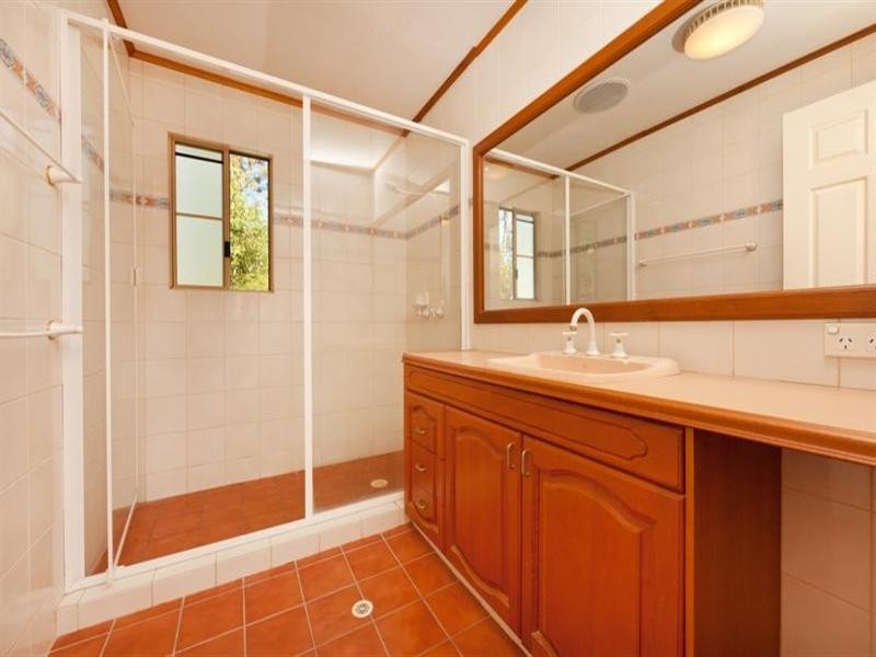 9 Paperbark Court, Parkwood QLD 4214