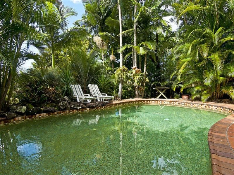 21 Hillview Parade, Ashmore QLD 4214