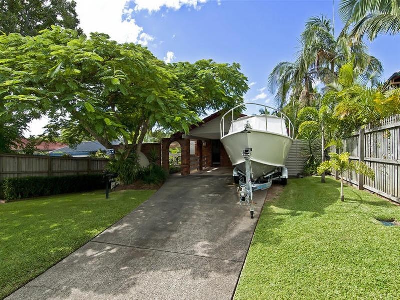 21 Hillview Parade, Ashmore QLD 4214