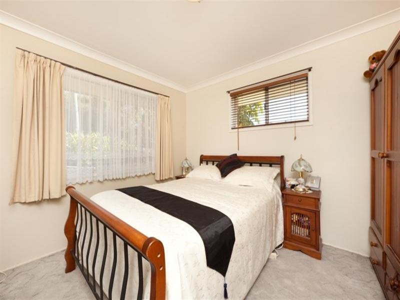 172 Heeb Street, Benowa QLD 4217