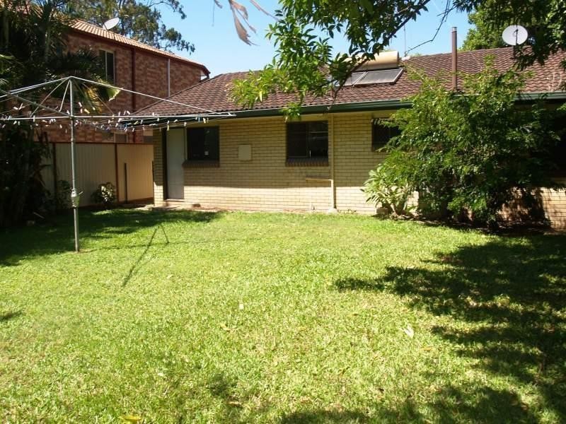 3 Mentone Avenue, Bundall QLD 4217