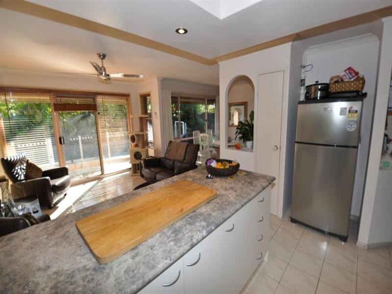 17 Cherry Hill Crescent, Parkwood QLD 4214