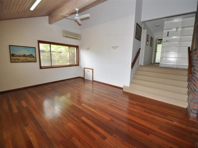 22 Loweana Street, Southport QLD 4215