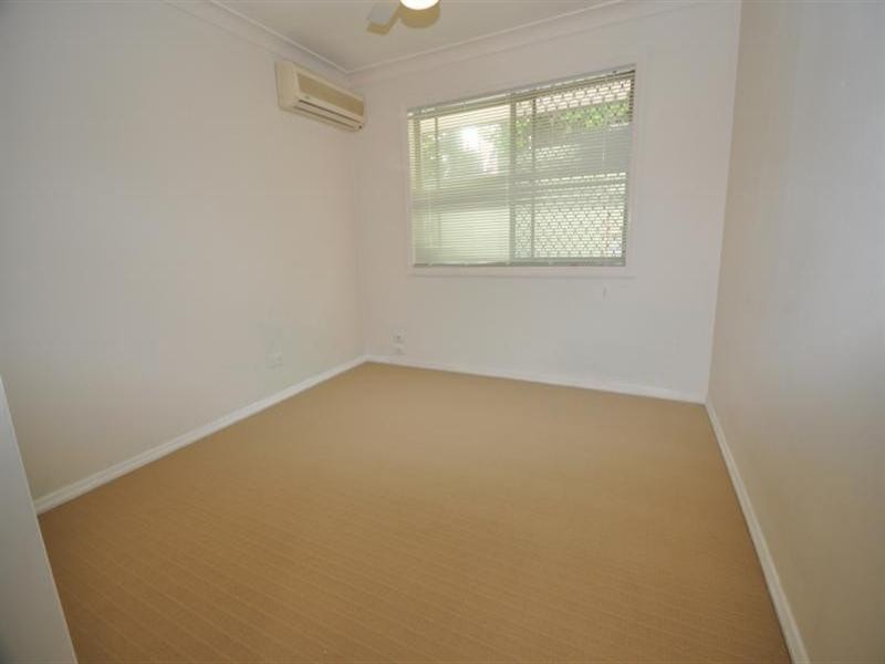 22 Loweana Street, Southport QLD 4215