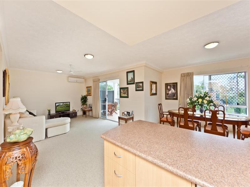 9 Proud Central 4-6 Proud Street, Labrador QLD 4215