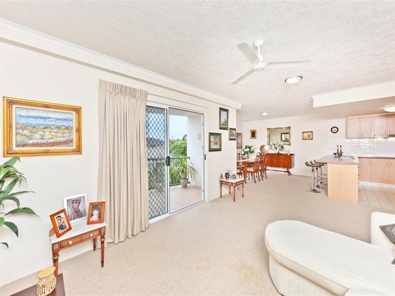 9 Proud Central 4-6 Proud Street, Labrador QLD 4215