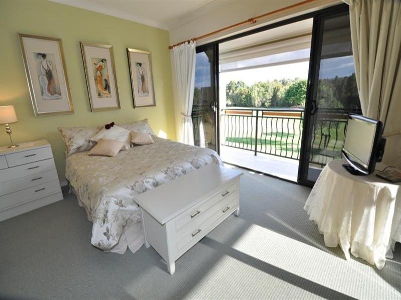 1/2033 The Vistas Drive,  Emerald Lakes, Carrara QLD 4211