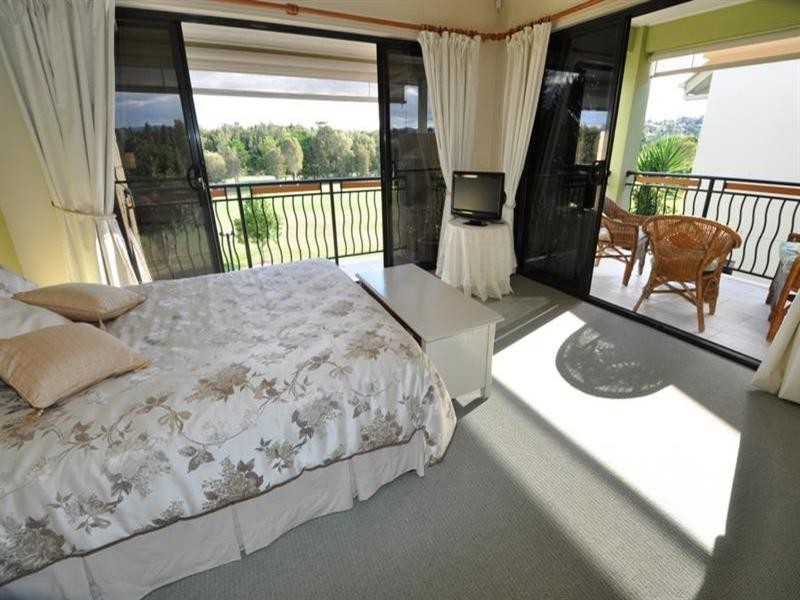 1/2033 The Vistas Drive,  Emerald Lakes, Carrara QLD 4211