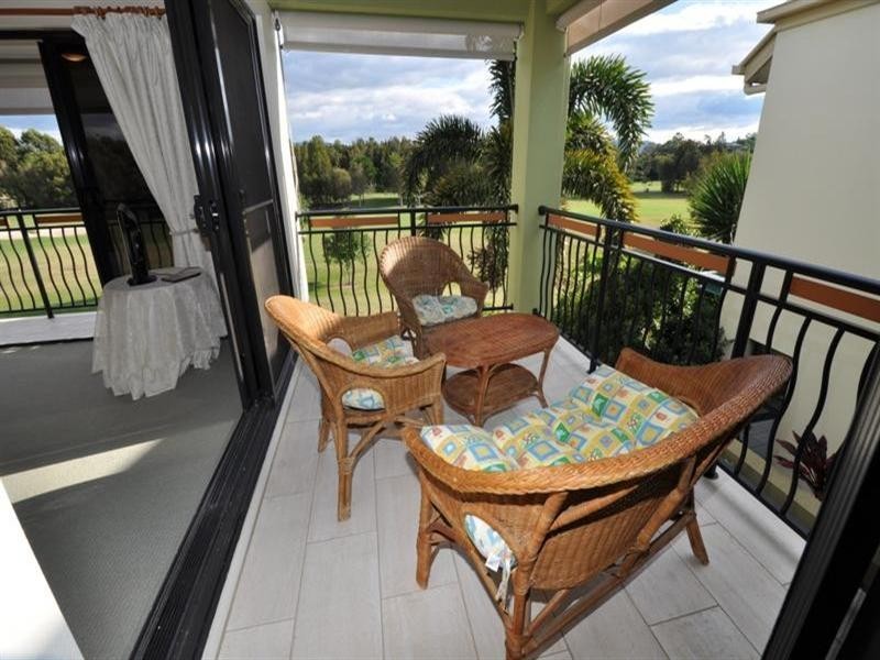 1/2033 The Vistas Drive,  Emerald Lakes, Carrara QLD 4211