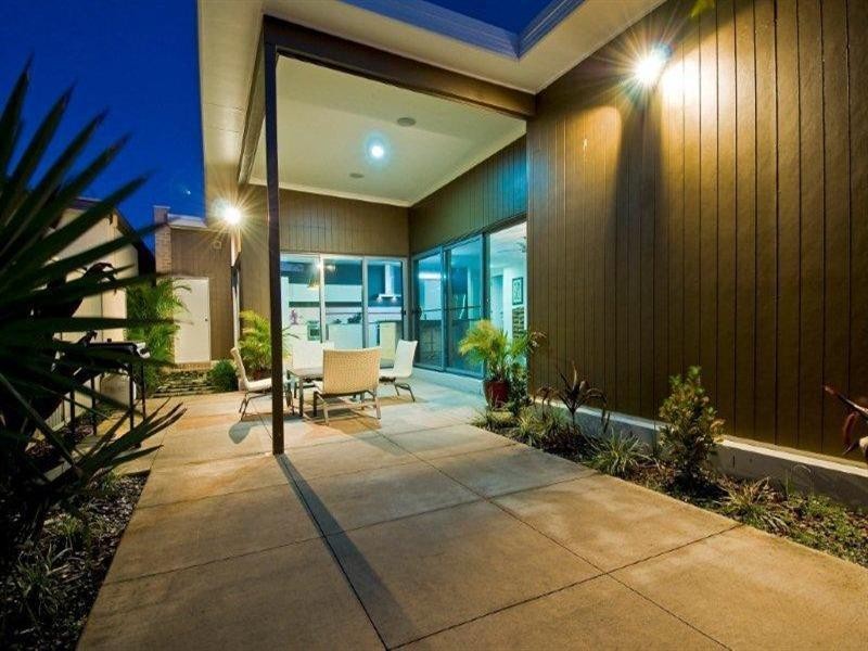 60 Southaven Drive, Helensvale QLD 4212