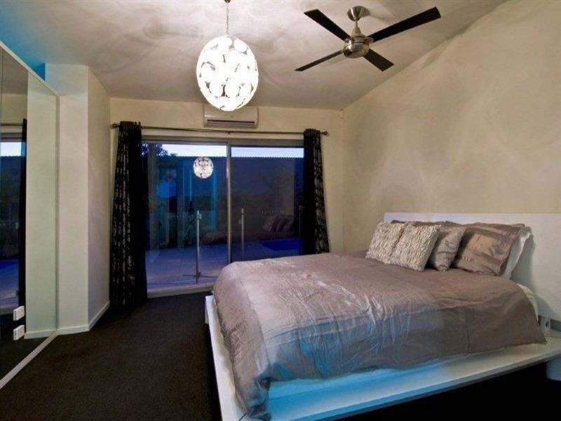 60 Southaven Drive, Helensvale QLD 4212