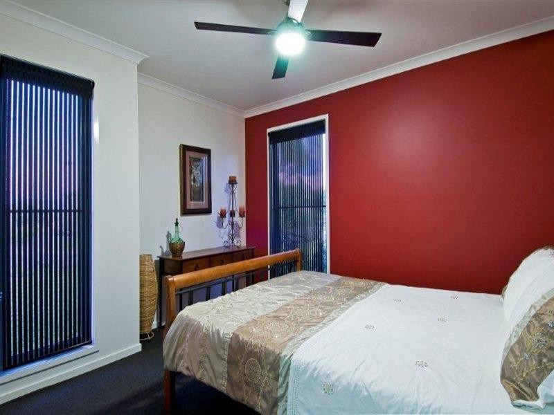 60 Southaven Drive, Helensvale QLD 4212