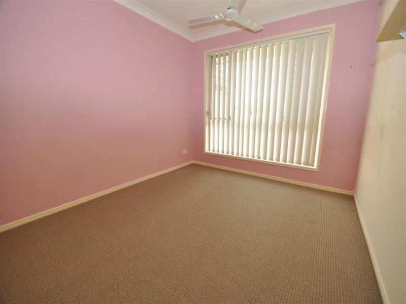 18 Bonin Close, Pacific Pines QLD 4211